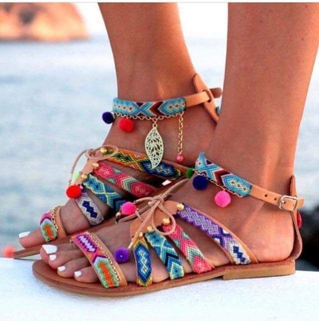 claudia ruggeri feet