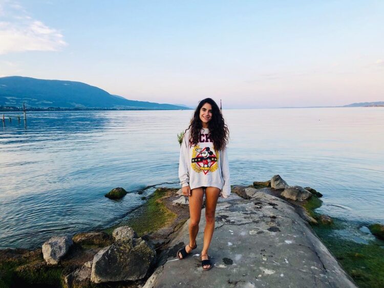 claudia trujillo feet 4