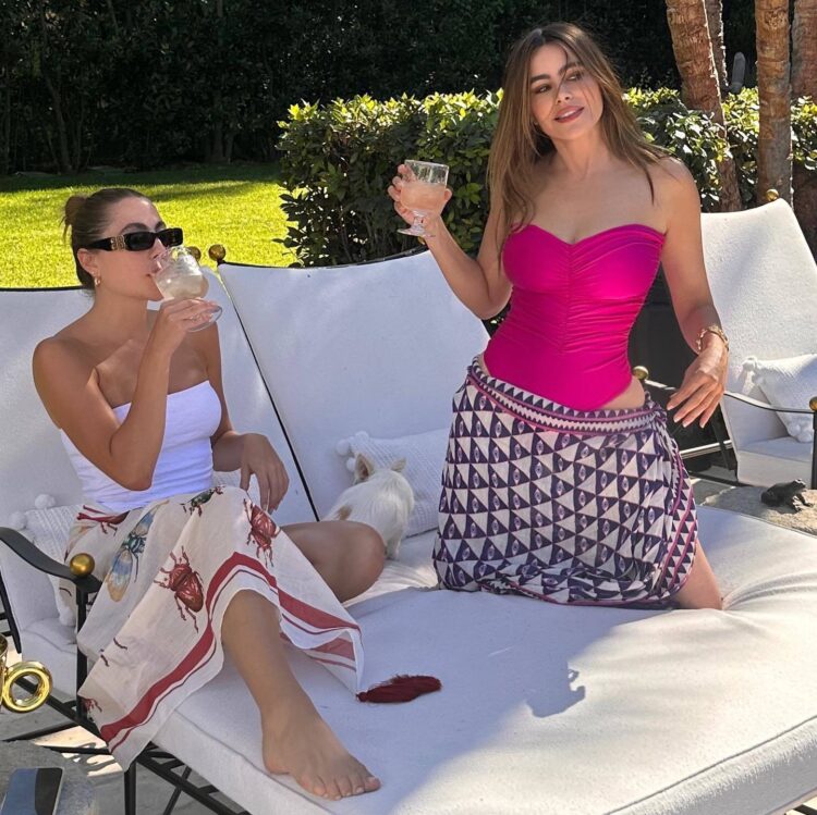 claudia vergara feet 3