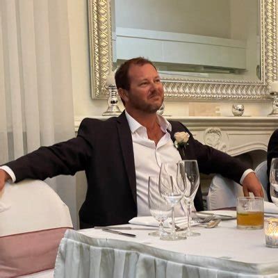 claudine broadbent feet