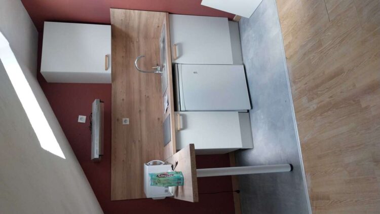 clemence girlsucces feet