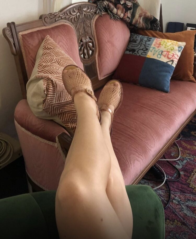 clementine creevy feet 1