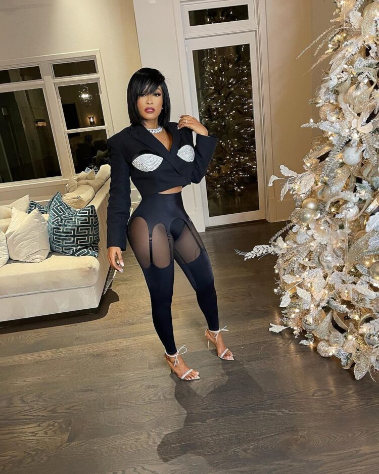 Cleopatra Bernard Feet