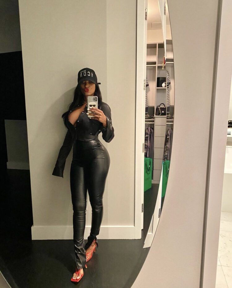 cleopatra bernard feet 3