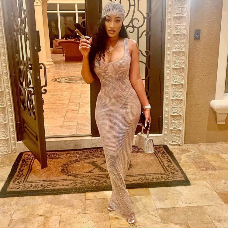 cleopatra bernard feet 4