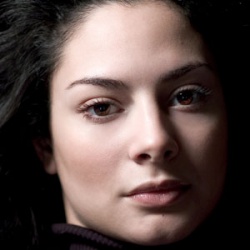 clio danae othoneou feet