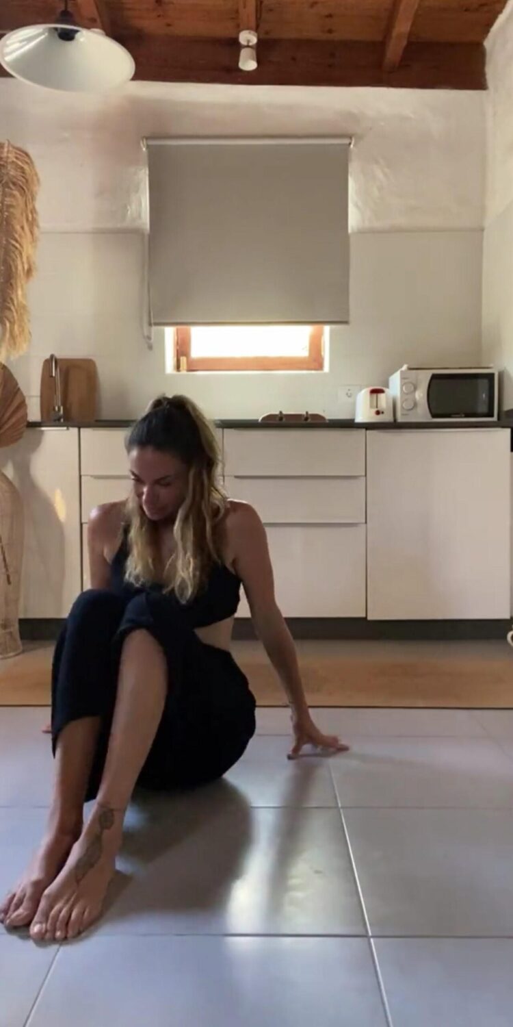 clio pajczer feet 5 scaled