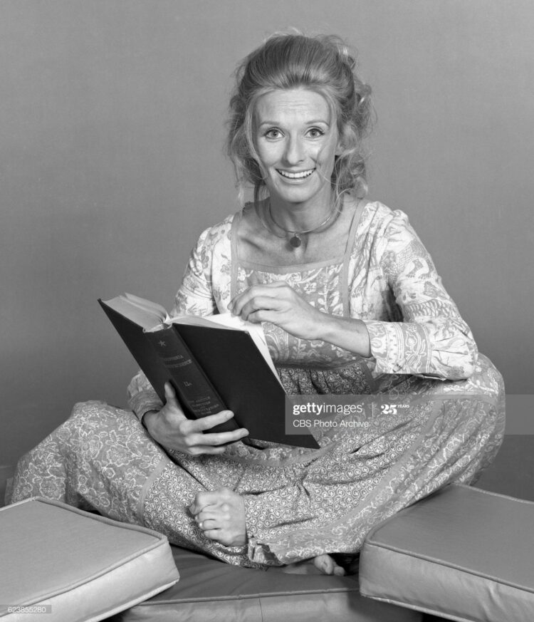 cloris leachman feet