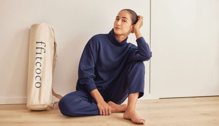 coco constans feet 2