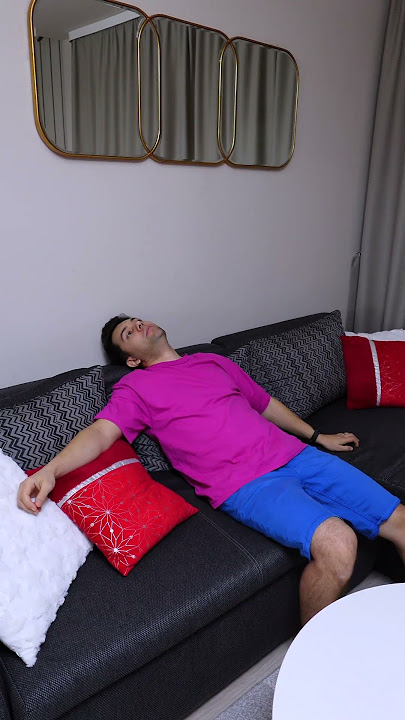 cocos christina feet 4