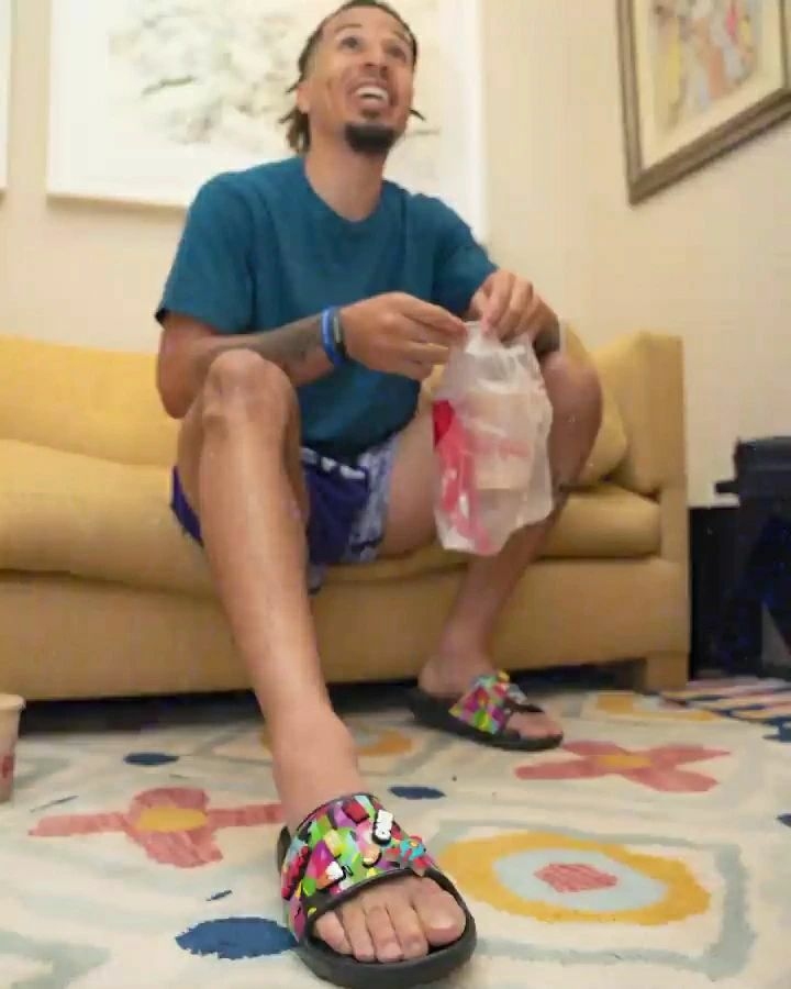 cole anthony feet 1