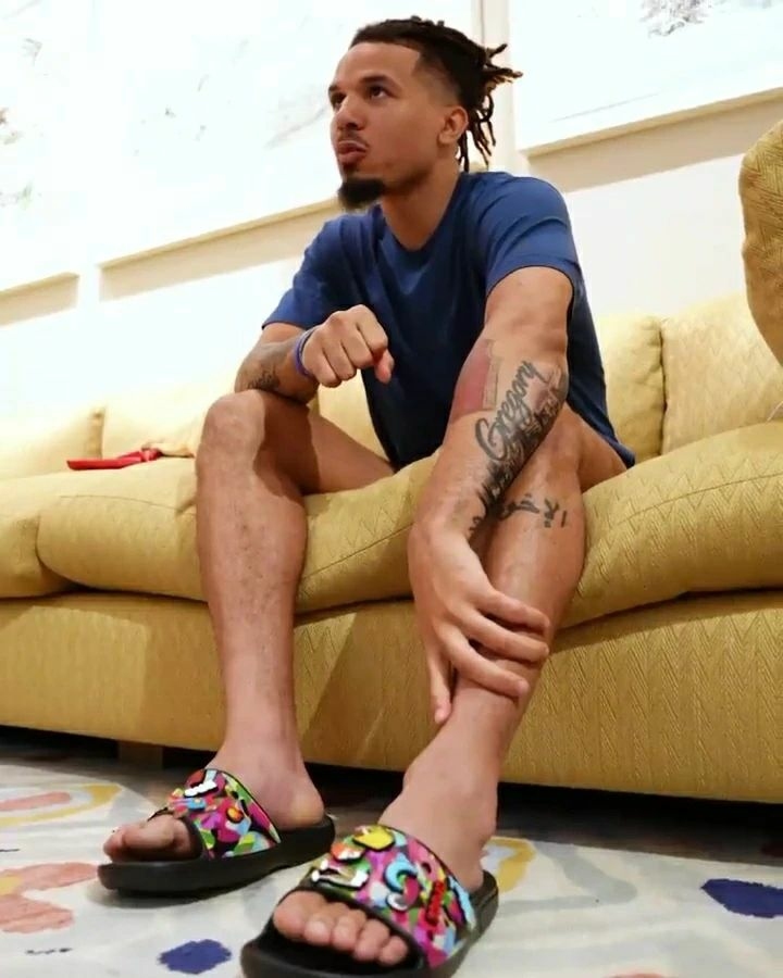 cole anthony feet