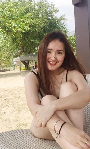 coleen mendoza feet 5