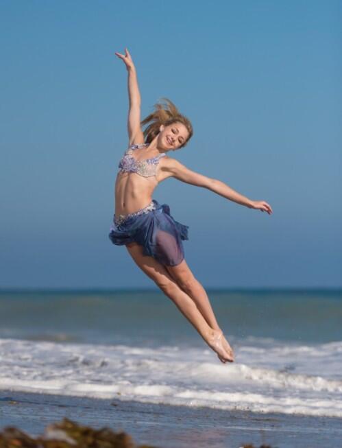 colette sevengymnasticsgirls feet