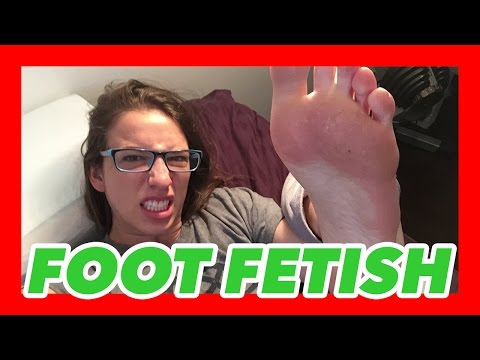 colleen ballinger feet 4