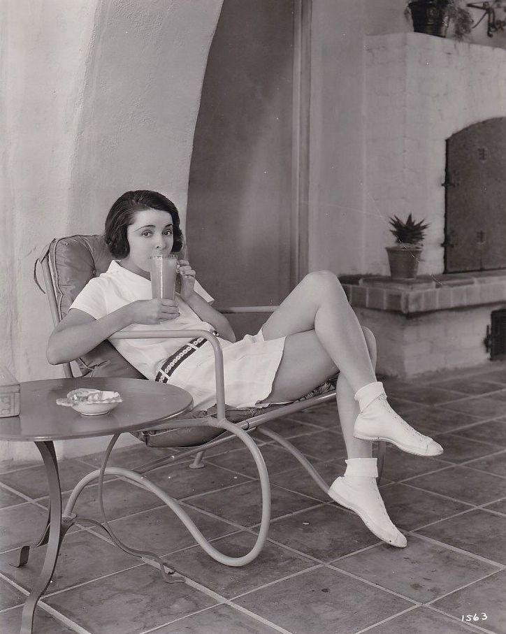 colleen moore feet 5