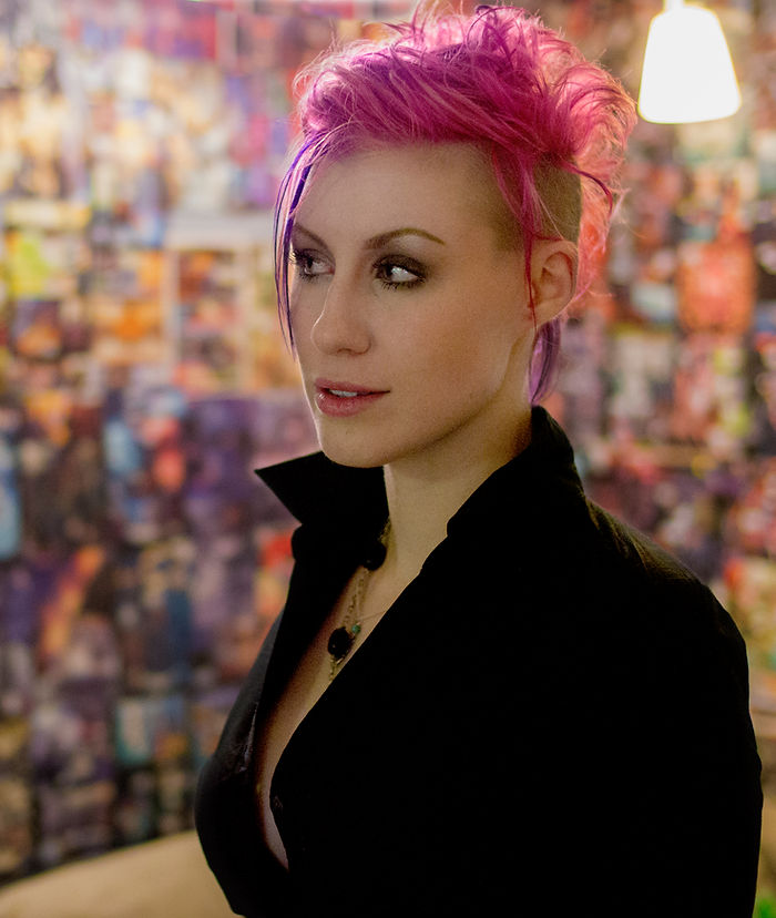 comicbookgirl19 feet 4