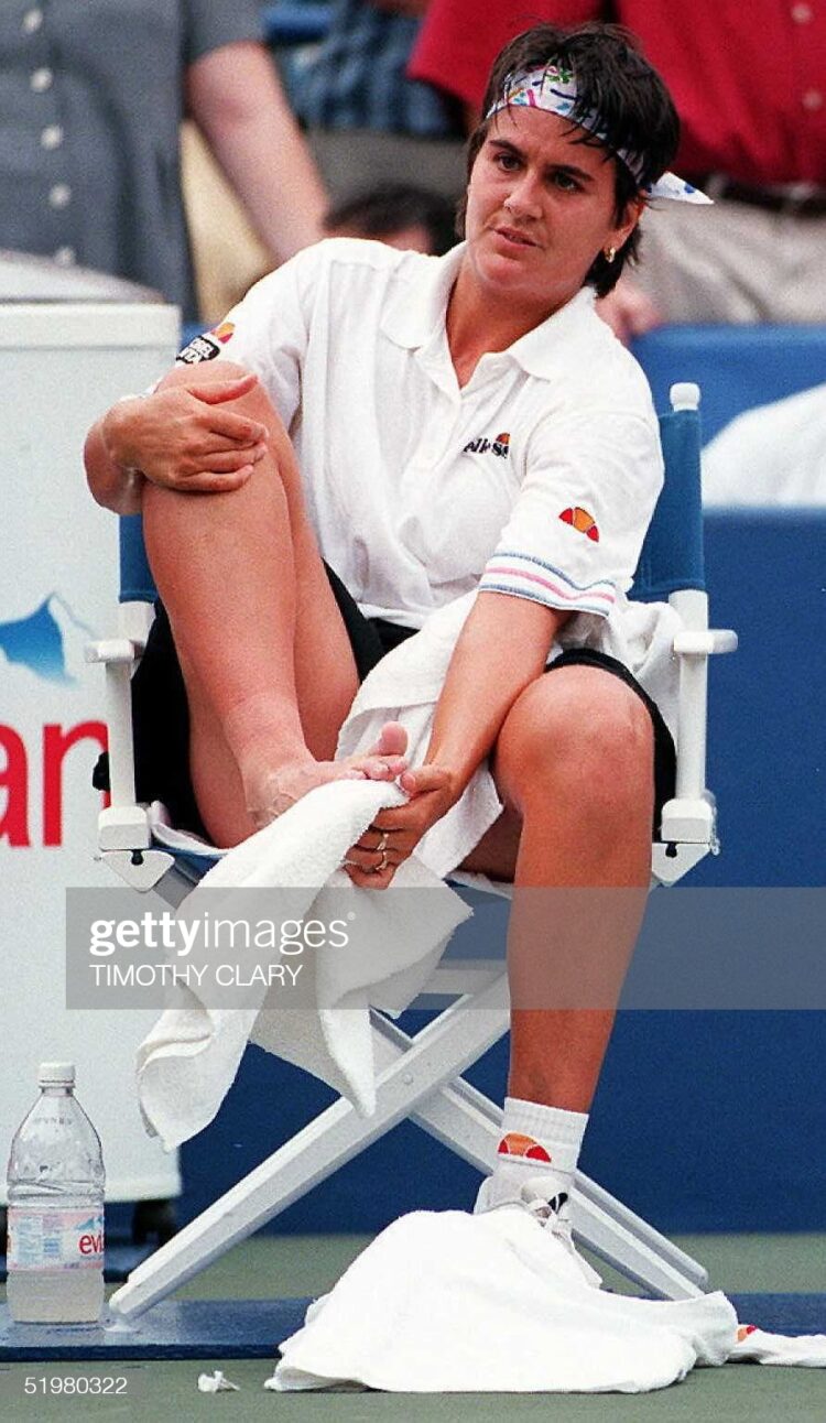 conchita martinez feet