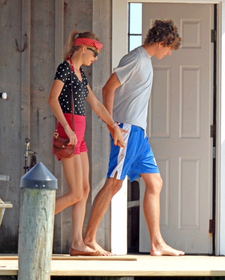 conner taylor feet 4