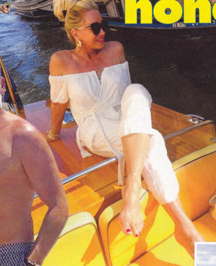 connie smith feet 2