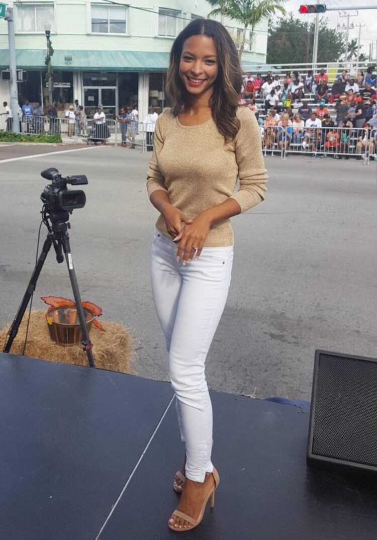 constance jones feet 5