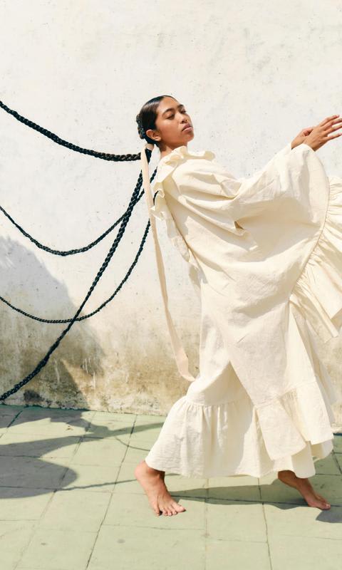 constanza bruna feet 5