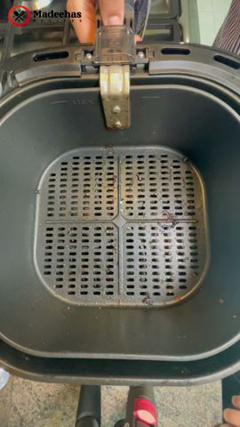 cook with madeeha feet 3