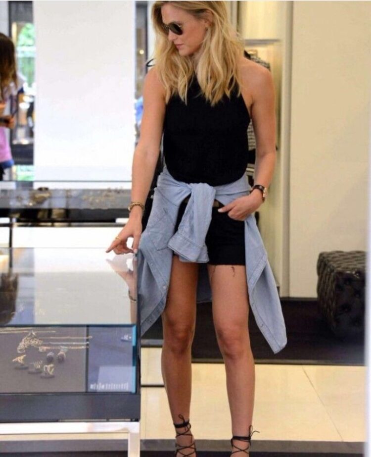 coral refaeli feet 6