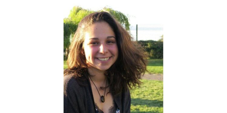 coralie degeneve feet