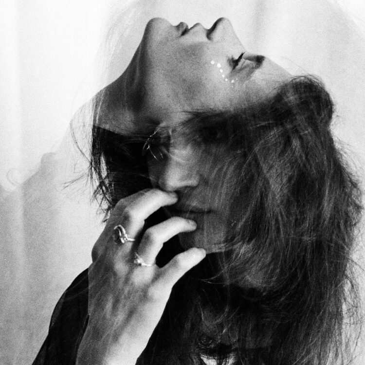 cordelia gartside feet