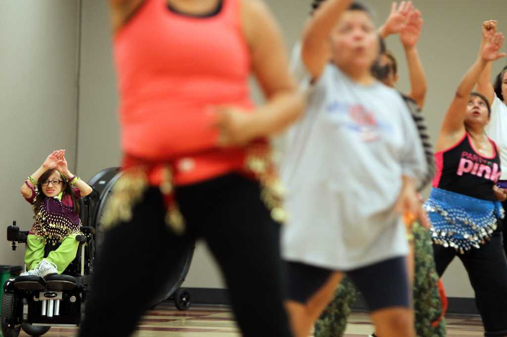 corina gutierrez feet 5