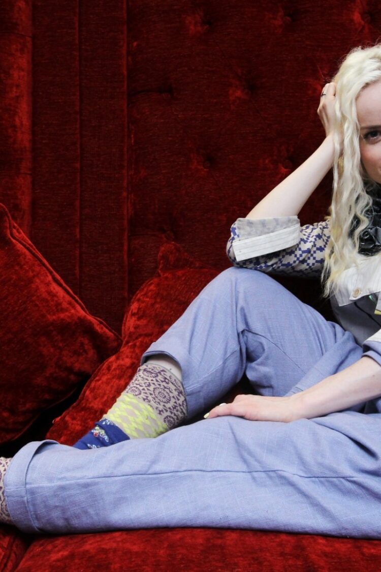 corinna chamberlain feet 1