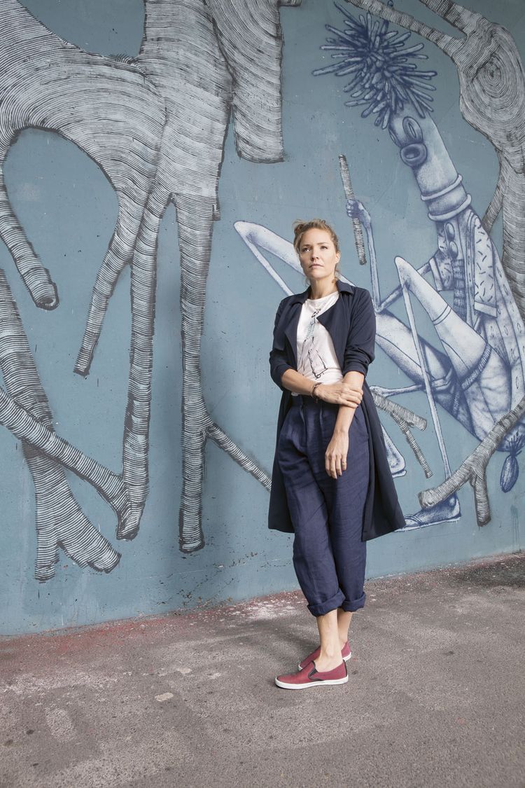 corinna milborn feet 4