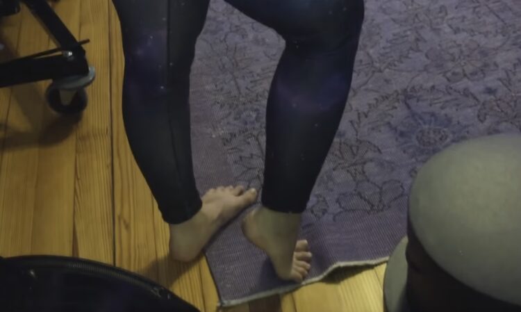 corinne leigh feet 5