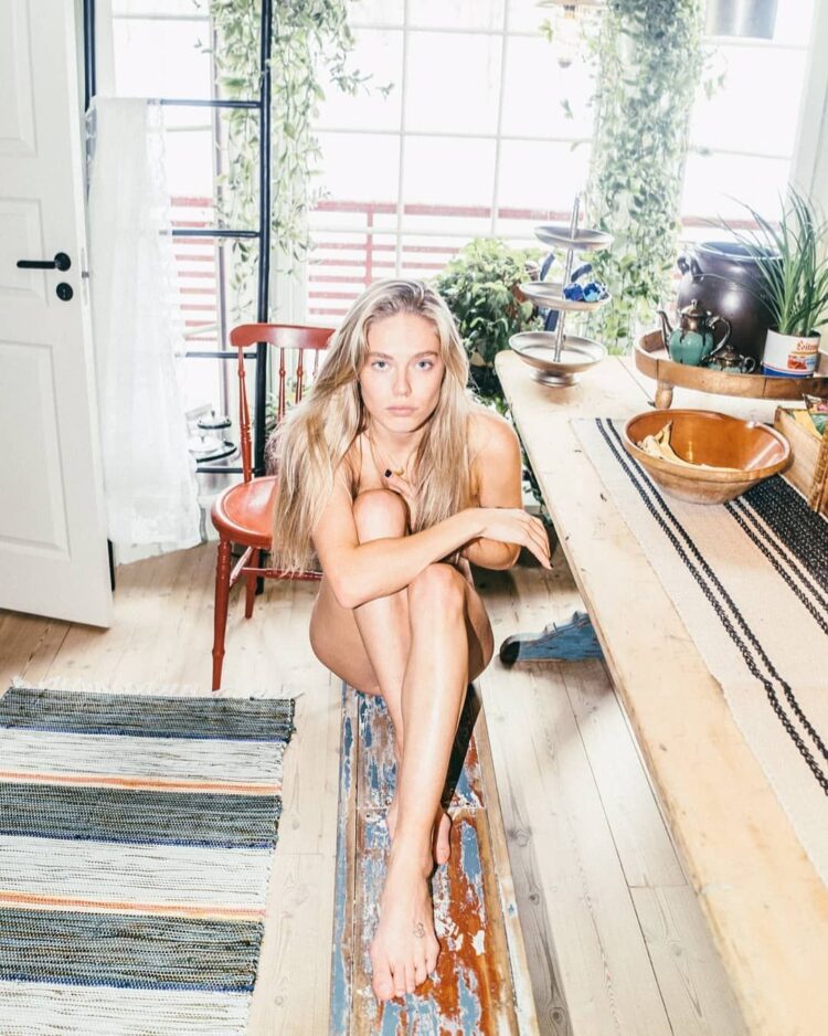 cornelia grimsmo feet 2