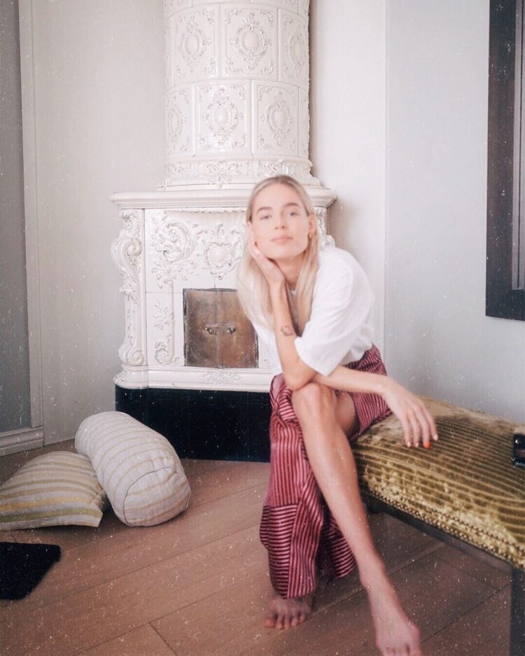 cornelia grimsmo feet