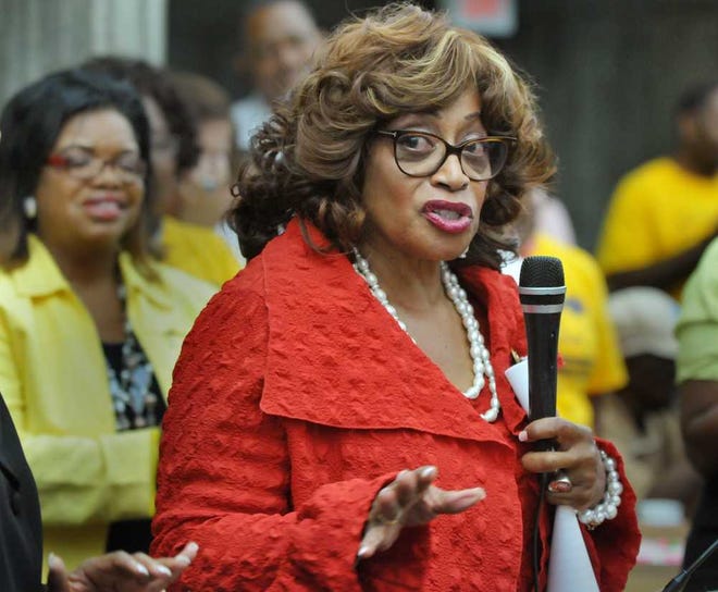 corrine brown feet 5