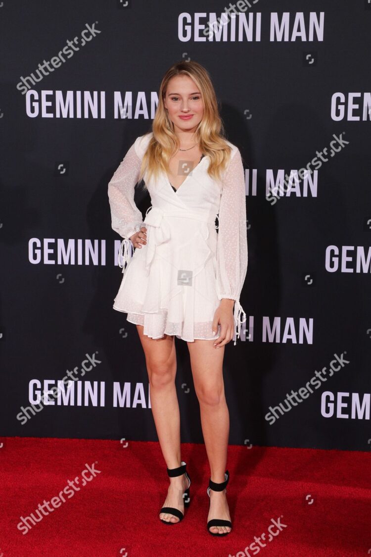 cosette rinab feet 4