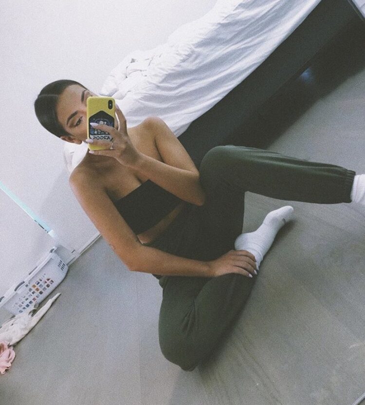 courtney chipolone feet 6