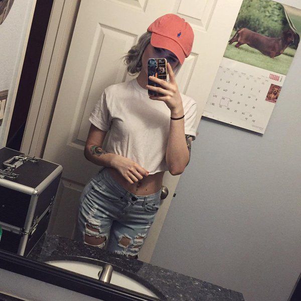 courtney dickerson feet 3