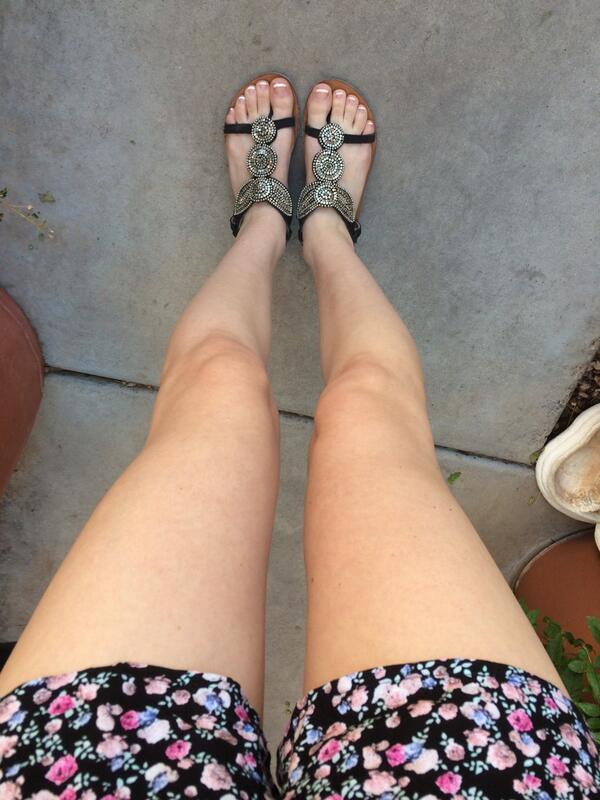 courtney dickerson feet