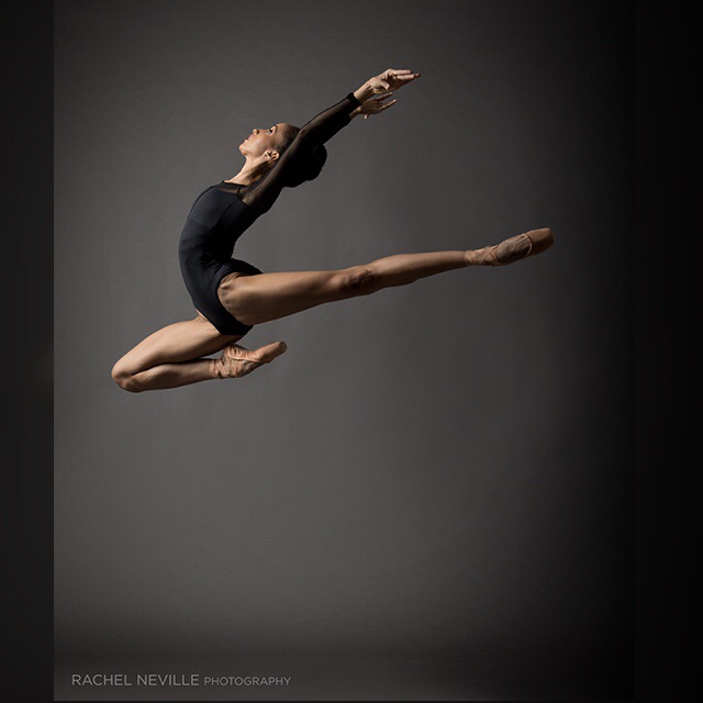 courtney lavine feet 3