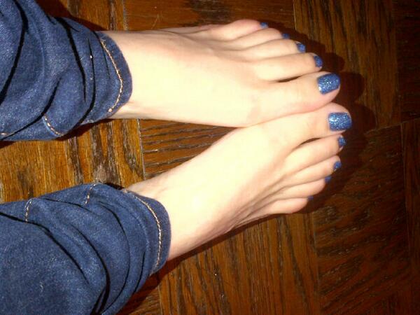 courtney love feet 3