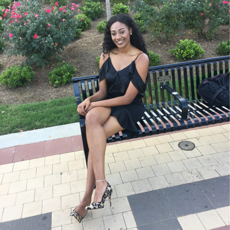 courtney randolph feet 6