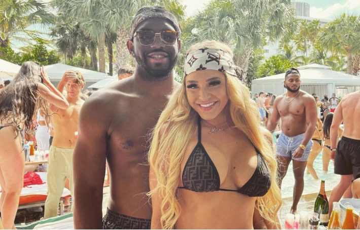 courtney tailor feet 4