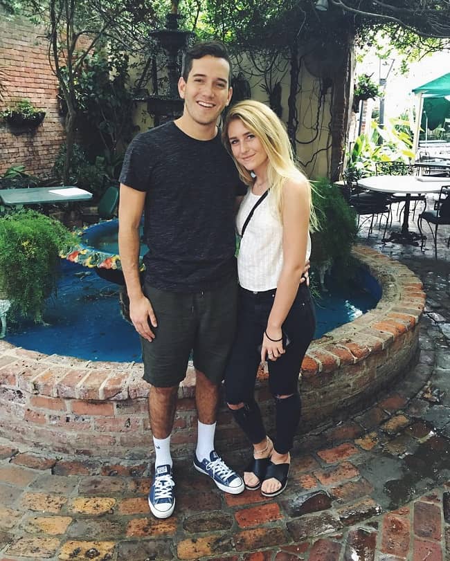 courtney taylor olsen feet 2