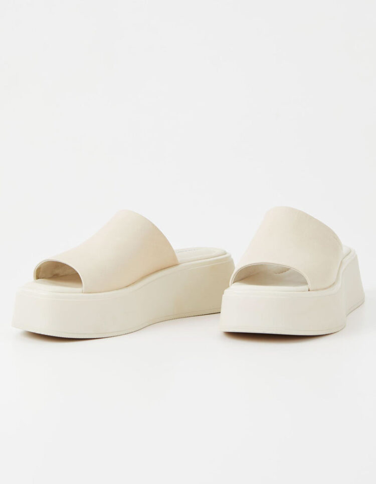 courtney white feet 6