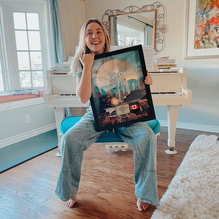 cozi zuehlsdorff feet 5