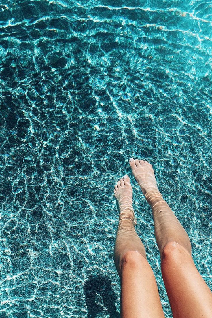 creative kelly feet 3