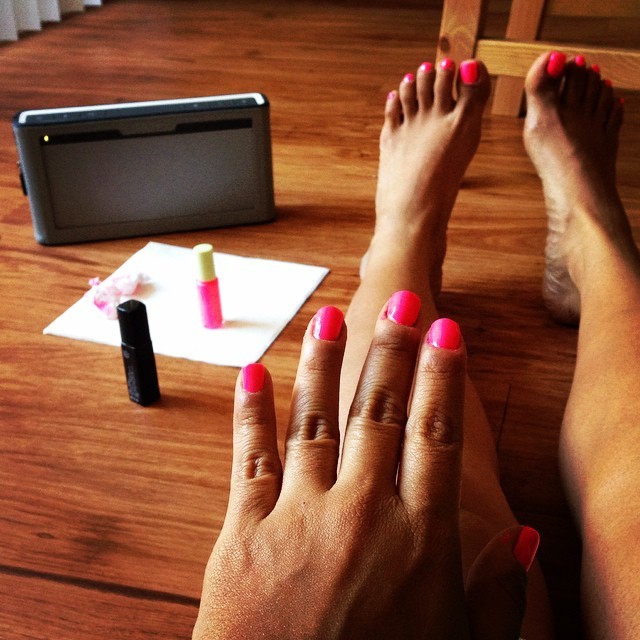 cristela alonzo feet 2